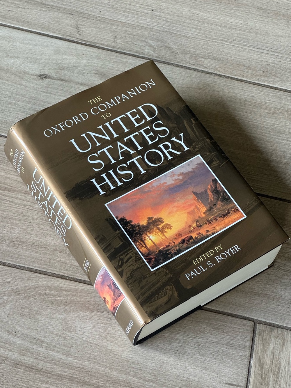 Oxford Companion to United States History - Brown Hardcover
